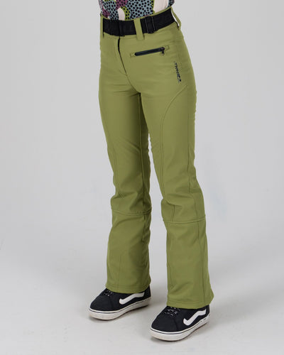 Calla Green
